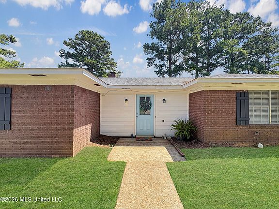 4th image of 148 Fern Valley Rd