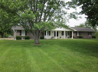 13709 State Rd E, De Soto, MO 63020