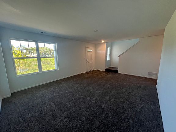 4th image of 123 Kingsport Dr