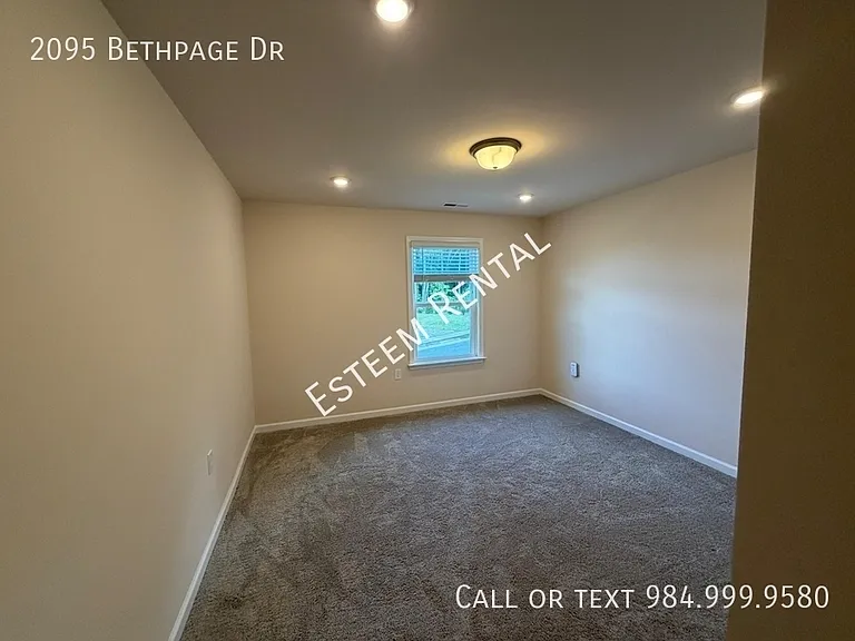 2095 Bethpage Dr — Photo 30