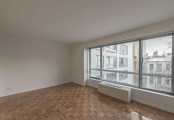 5th image of 501 E 87th St APT 6B