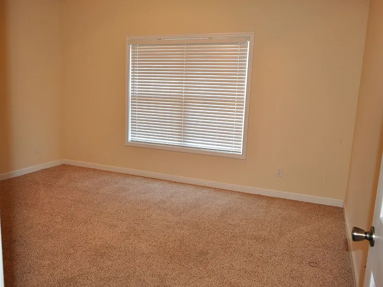 304 Palm Ave — Photo 3