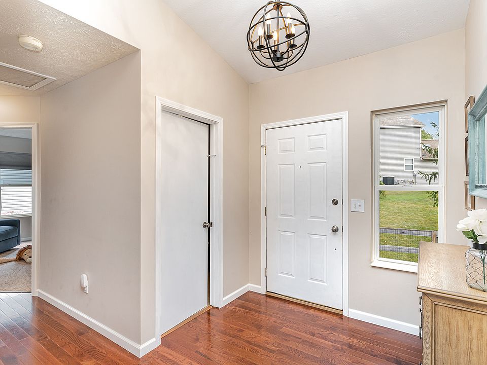 6089 er Oaks Dr, Loveland, OH 45140 Zillow
