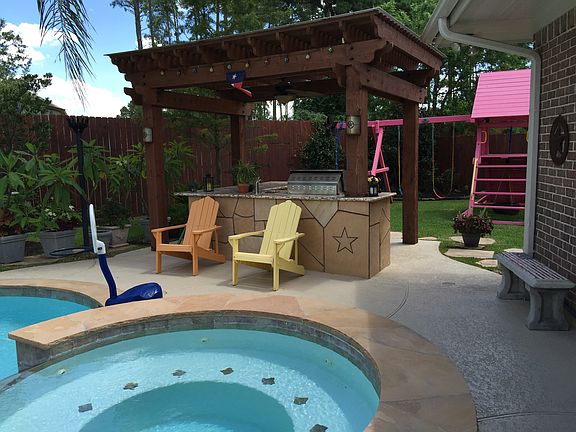 4th image of 15407 Guadalupe Springs Ln