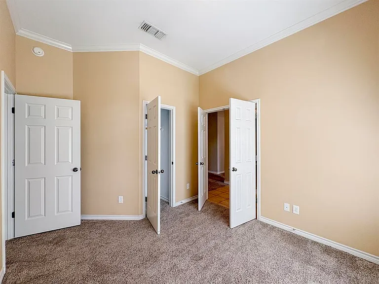 2601 Amber Forest Trl — Photo 6