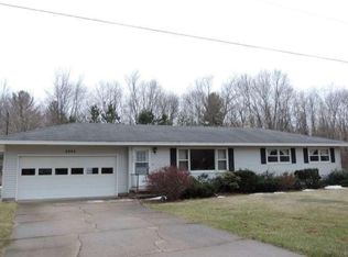 5295 Lakewood Rd, Whitehall, MI 49461