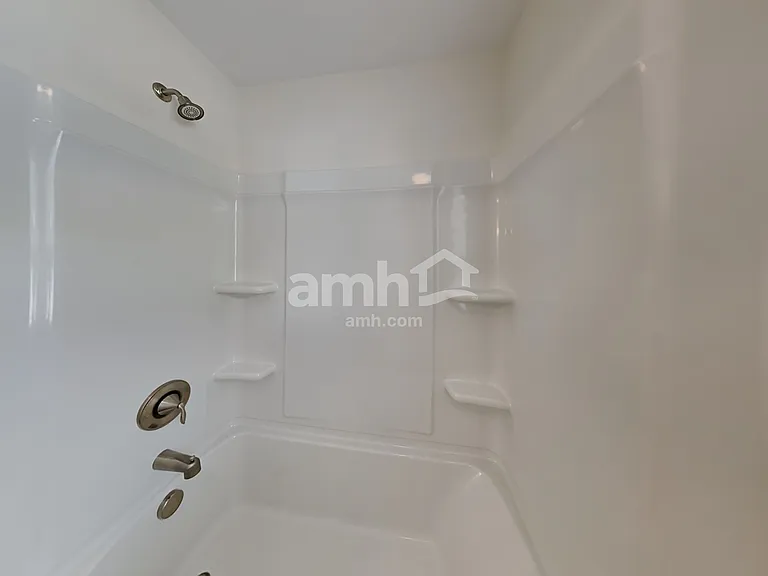 155 Gregory Dr — Photo 12