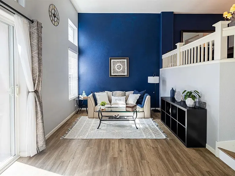 1026 Aquamarine Ter — Photo 4