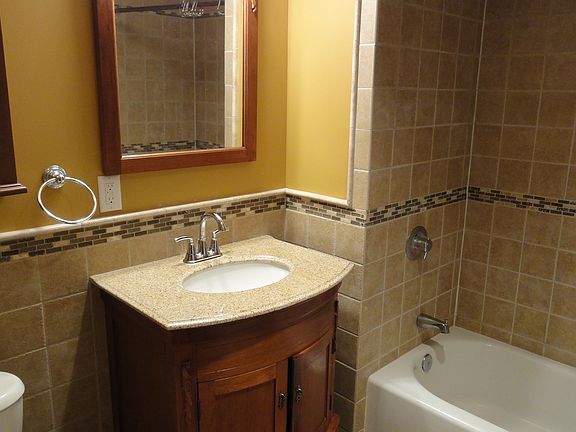 2nd bathroom