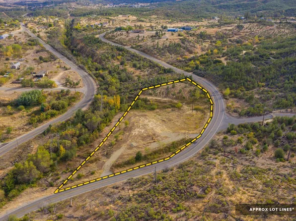 16179 Rock Creek Rd, Redding, CA 96001