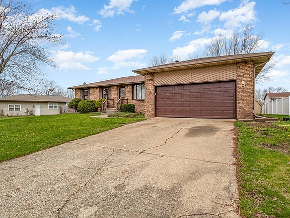 3rd image of 6288 Broughton Ave