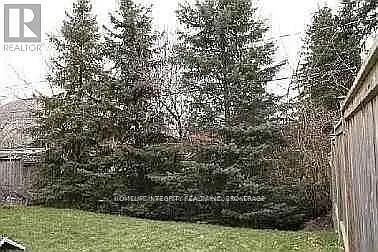 121 Heydon Ave — Photo 5