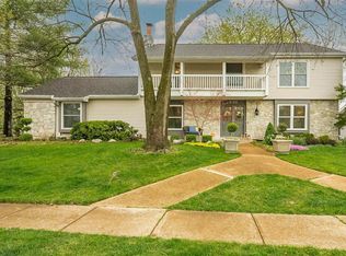 2156 Courtleigh Ln, Chesterfield, MO 63017