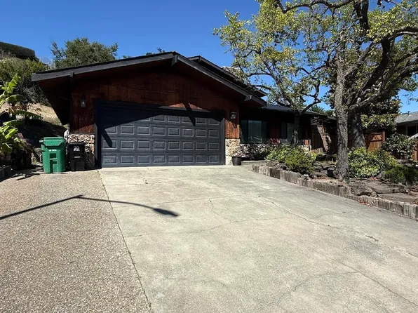 40 Carter Ct, El Sobrante, CA 94803