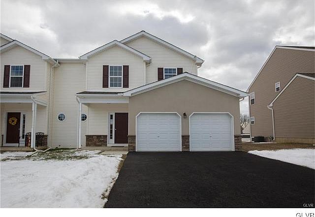 1st image of 938 Graystone Cir #18