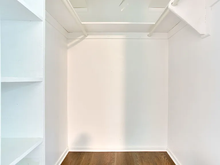 9112 Santayana Dr — Photo 17