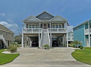 3514 E Dolphin Dr, Oak Island, NC 28465