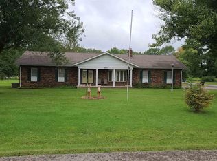 1621 Oglesby St, Harrisburg, IL 62946