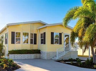 5037 Oakland Hills Ave, Sarasota, FL 34234