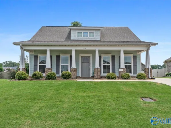 105 Chase Lake Trl, Huntsville, AL 35811