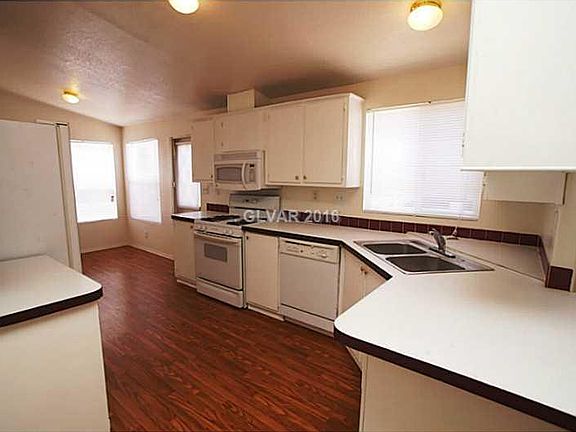 4th image of 2891 Humboldt Ct