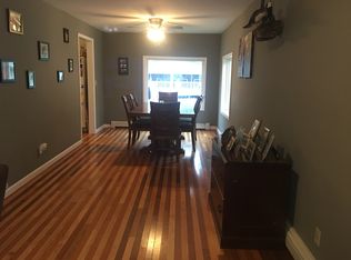 422 Lathrop Ave, Algonac, MI