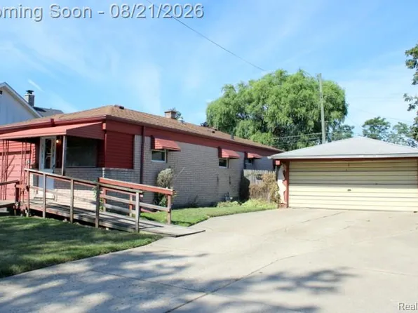 1530 Ferris Ave, Lincoln Park, MI 48146