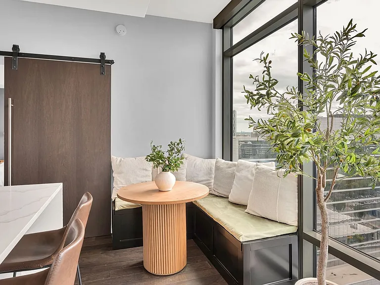 1212 Laurel St #1303 — Photo 12