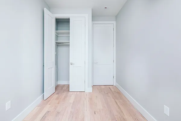 Rented by Nooklyn NYC LLC | media 25