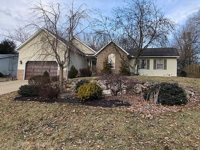 1st image of 545 Vincent Dr