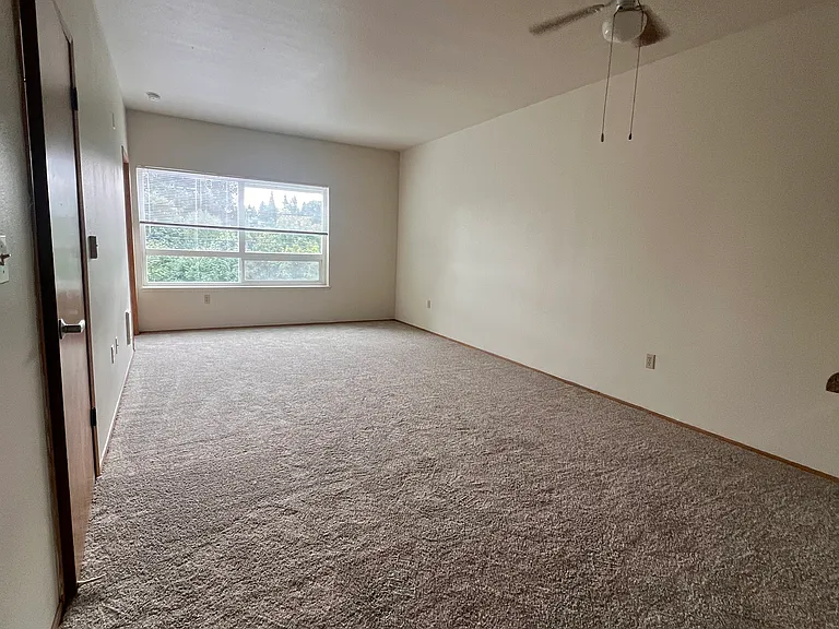 Northbrook Place Apartments — Photo 26