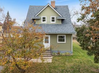 514 4th St NW, Chisholm, MN 55719