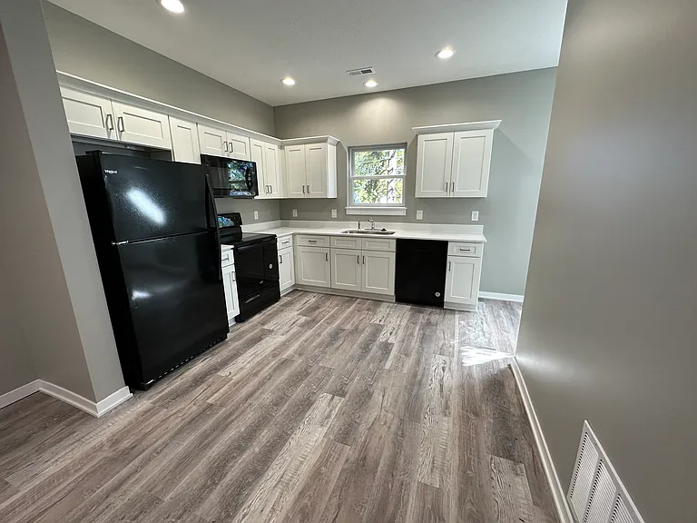 8269 E Main St — Photo 3