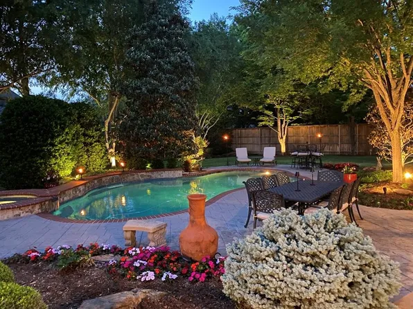 18709 Saddle River Dr, Edmond, OK 73012