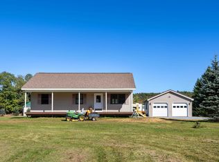 35 Oustinoff Road, Fletcher, VT 05444