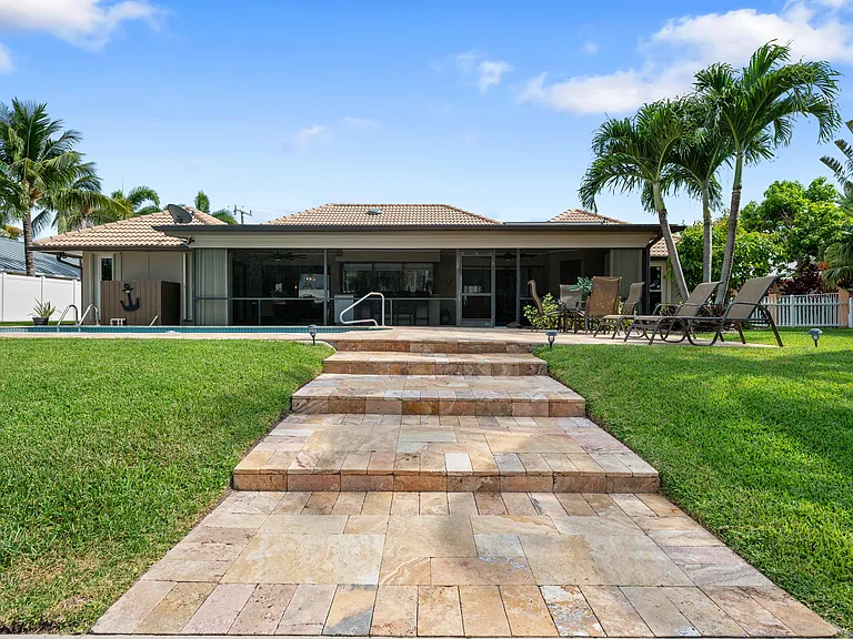 1090 Fairview Ln — Photo 64