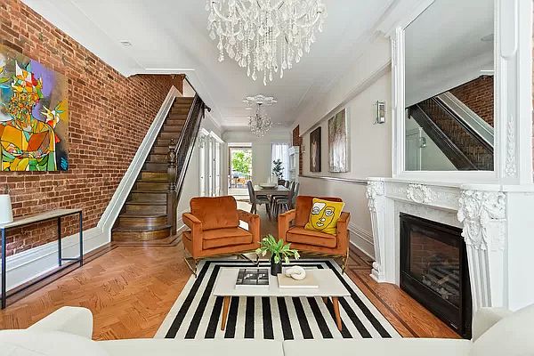 1st image of 519 W 141st St