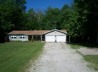 6516 Sidley Rd, Thompson, OH 44086