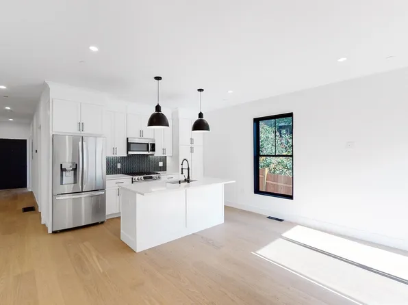 19-21 Buttonwood St #1, Dorchester, MA 02125