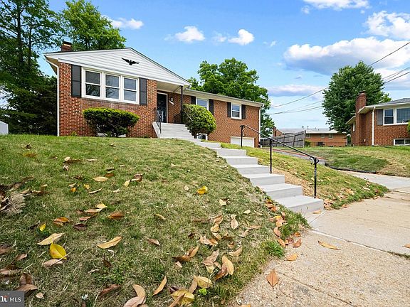 4th image of 2112 Gaither St