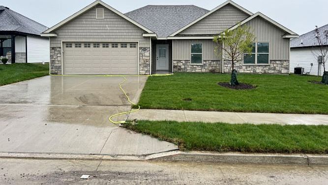 1st image of 3504 Gray Birch Dr