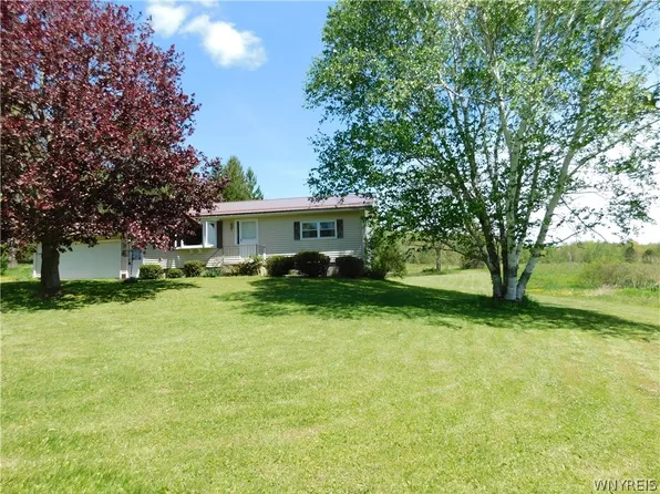 5467 Twichell Rd, West Valley, NY 14171