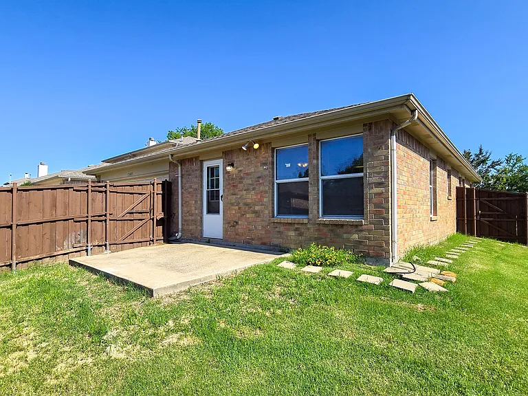 12453 Peak Cir — Photo 21