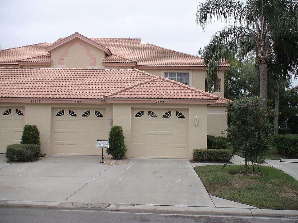spacious 1-car garage