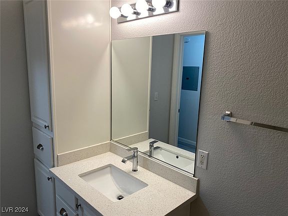 5th image of 1505 Dallas Ter #1505