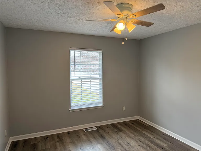 360 Cedar Hollow Dr — Photo 6