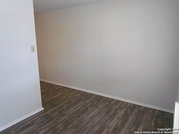 3rd image of 6806 Westlawn Dr