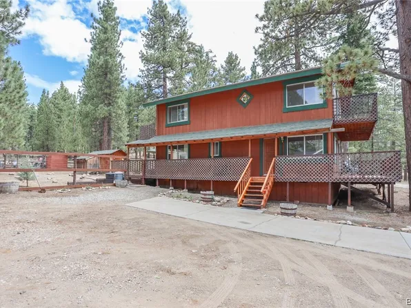 40064 N Shore Dr, Fawnskin, CA 92333