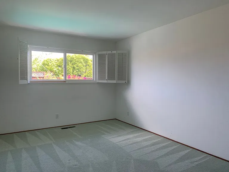 12331 Ted Ct — Photo 9