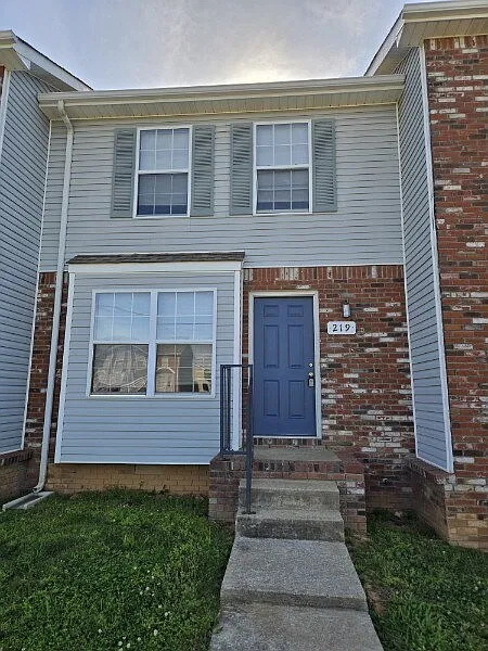 219 Tree Line Dr